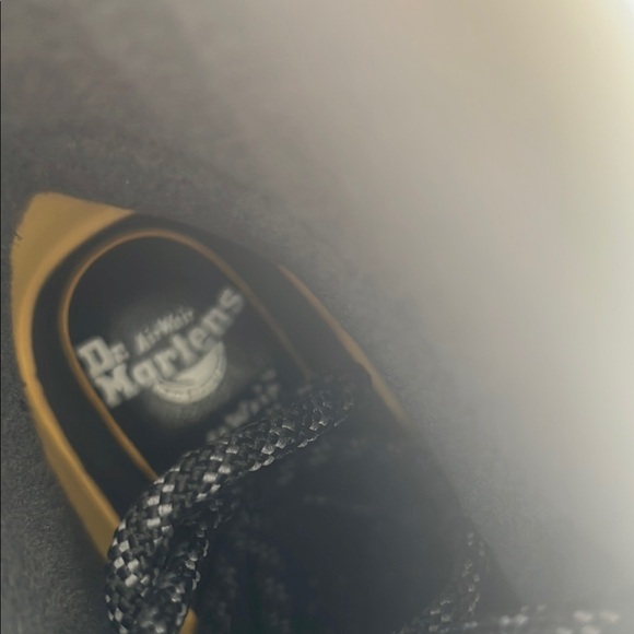 Dr. Martens Black Boots Women’s 7 Black Leather Trinity 1460 - Picture 7 of 8